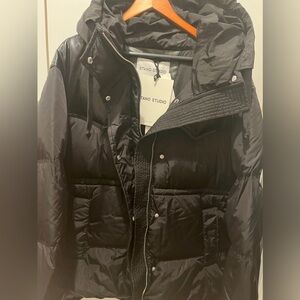 Stand studio women's coat
